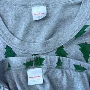 Hanna Andersson Women’s Pajamas Green Tree Design